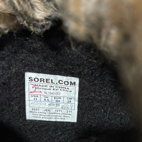 Sorel Joan of Arc Winter Boots black and gray size 11 women’s - Picture 9 of 9